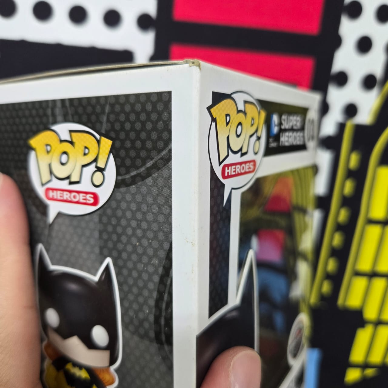 **BOX NOT MINT** Pop! Heroes Batgirl (03)